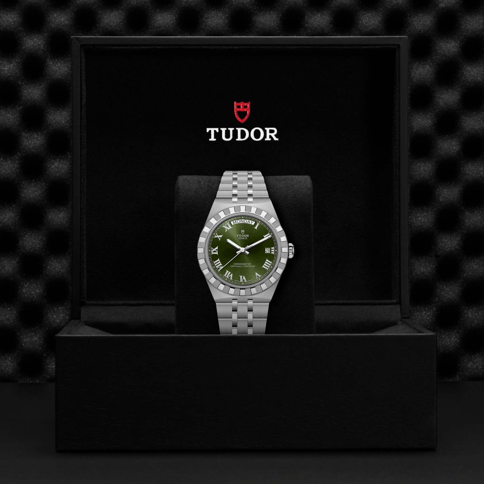 TUDOR Royal 40mm M2840D1A0-0003 Bandiera Jewellers