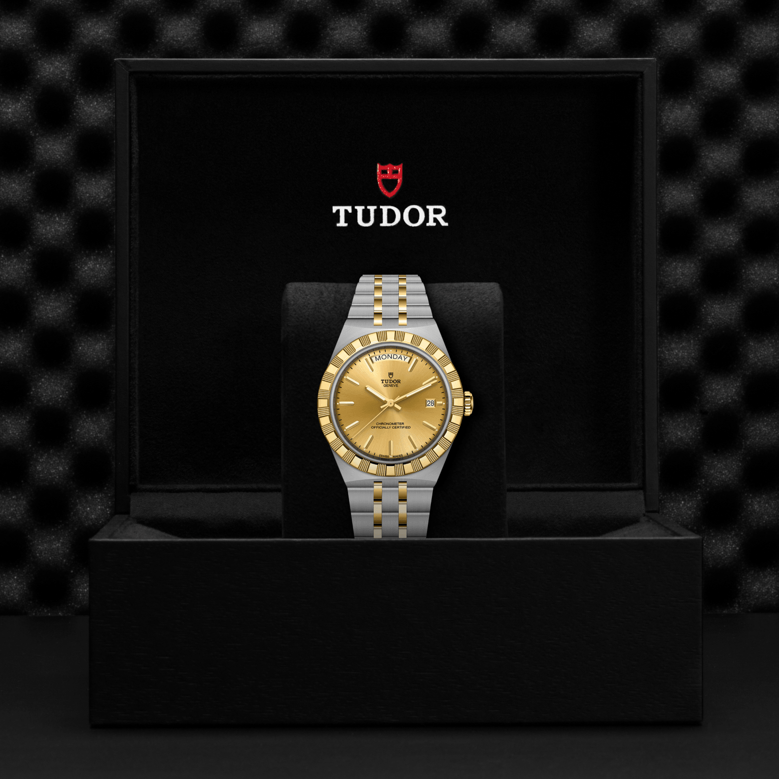 Tudor watch in a black display case with a dark textured background

Tudor Royal 40mm M2840D1A3-0002 Bandiera Jewellers