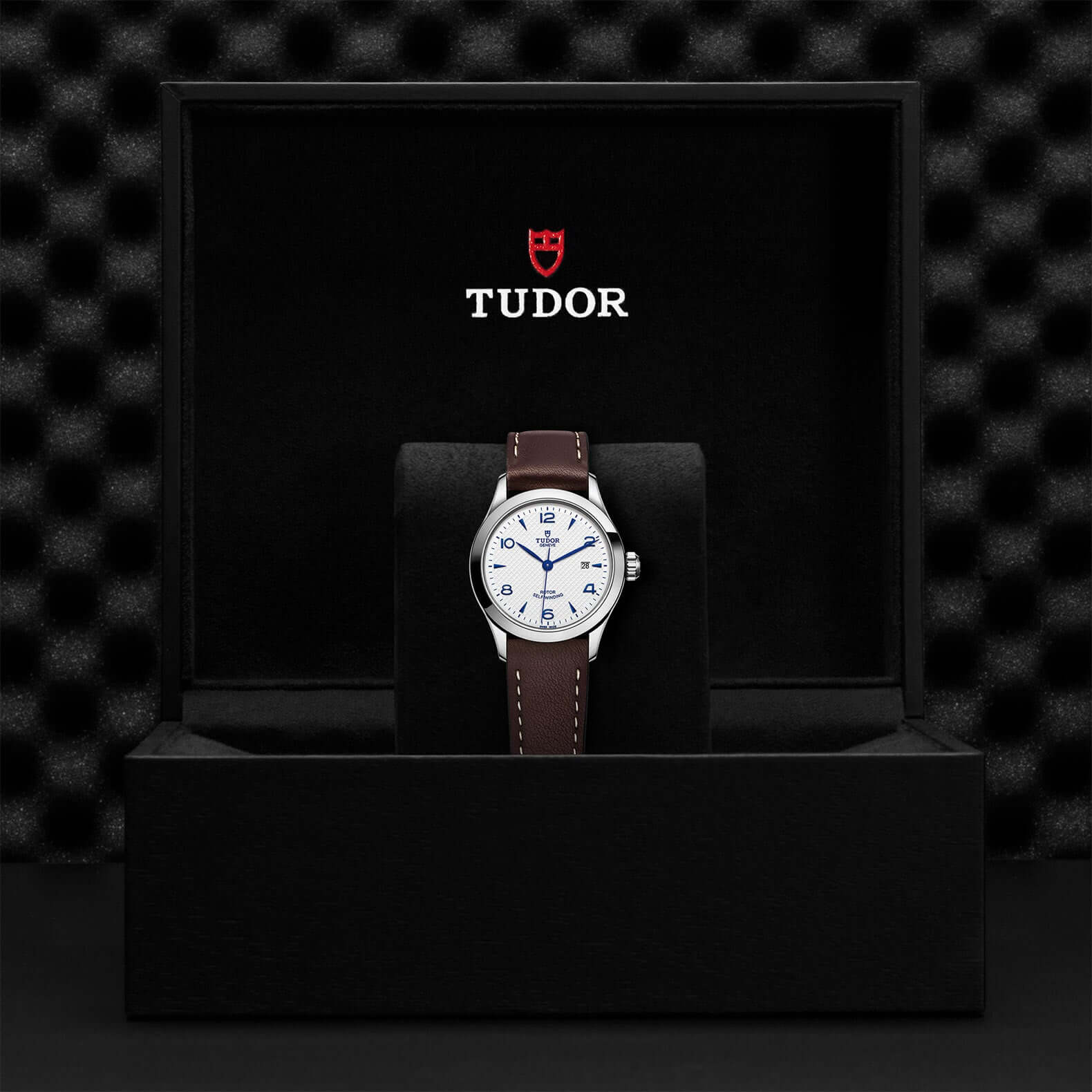 Tudor 1926 M91350-0010 at Bandiera Jewellers Vaughan 