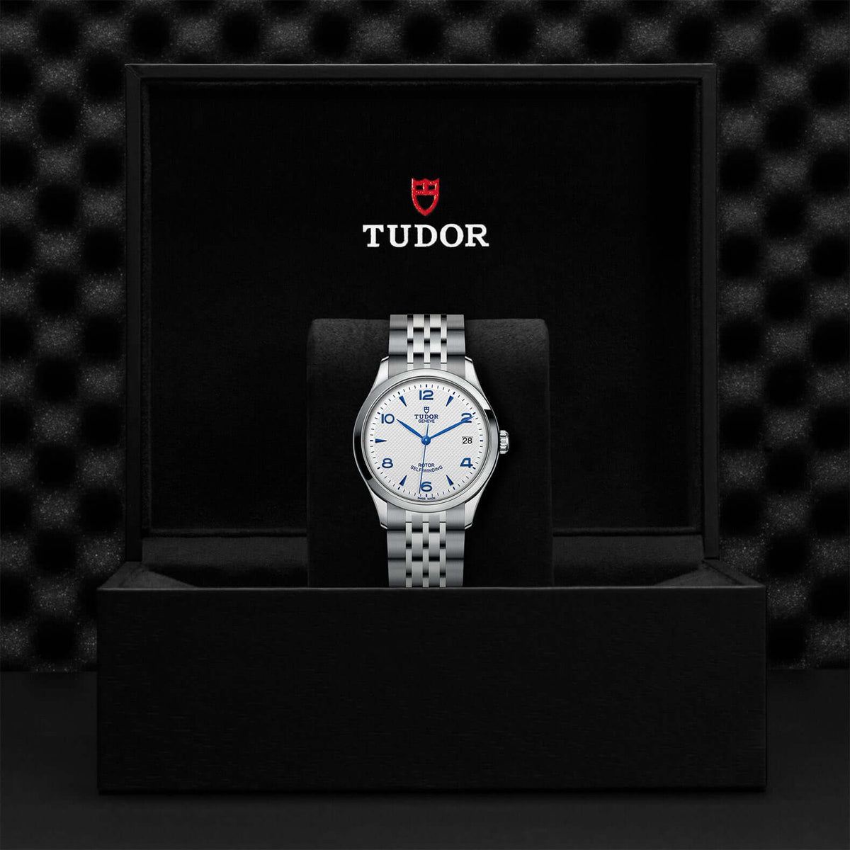 Tudor 1926 M91450-0005 at Bandiera Jewellers Vaughan 
