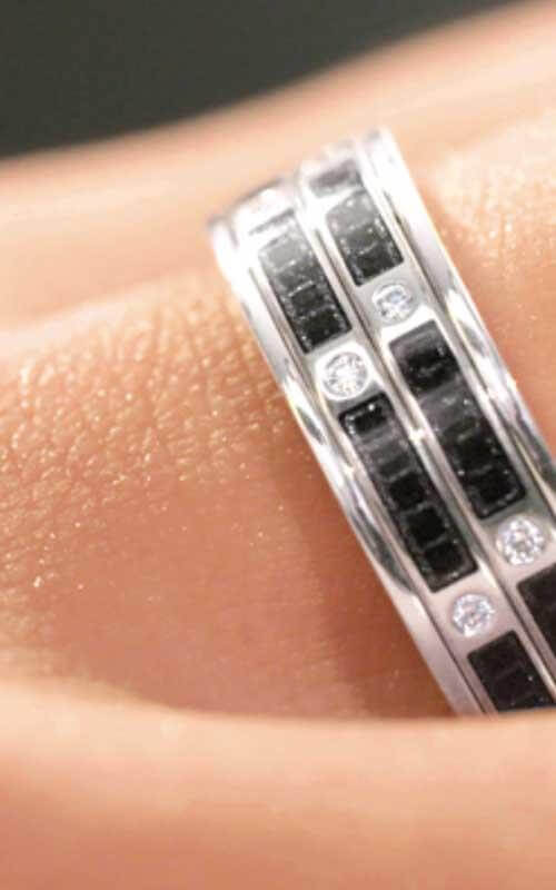 Wellendorff Mystic Heart Gold and Diamond Ring (607317) - Limited Edition | Bandiera Jewellers Toronto and Vaughan